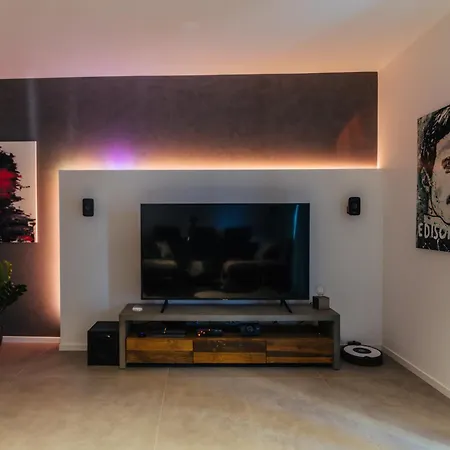 Modern Designer Retreat In * غراتس