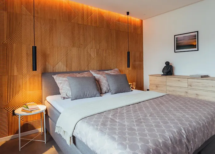 شقة Modern Designer Retreat In *