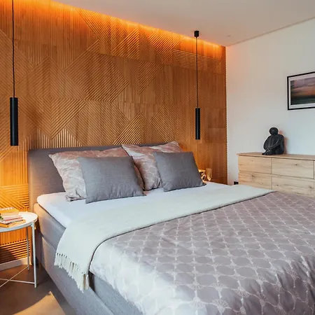 Apartman Modern Designer Retreat In *