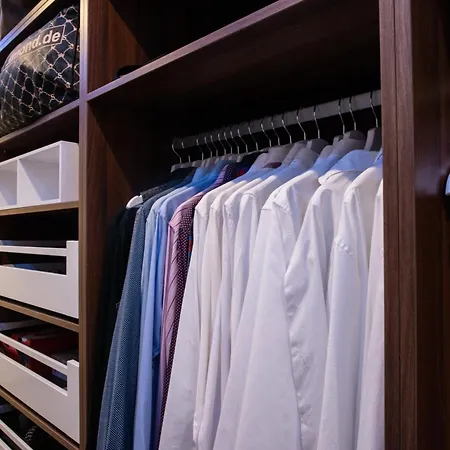 Modern Designer Retreat In Apartman Graz