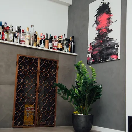 Modern Designer Retreat In Apartman Graz