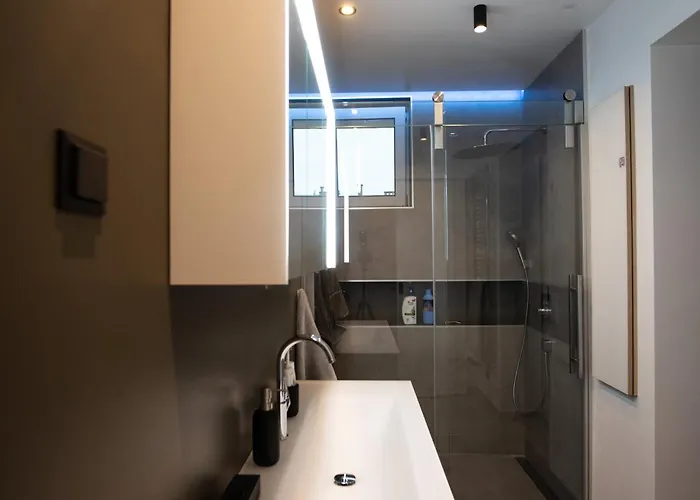 Apartament Modern Designer Retreat In