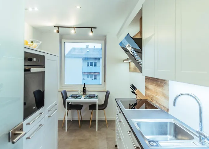 Apartament Modern Designer Retreat In